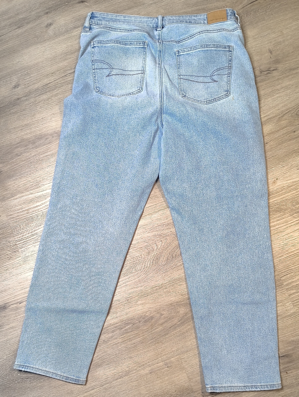 S1172 Mom Straight Stretch w/27.5" Inseam👖American Eagle Women's Size 14 Jean - Picture 2 of 9